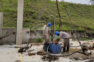 Amostragem de solo por SPT